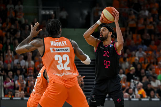 同样不容忽 同样不容忽