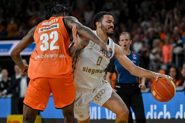 在接连胜利 在接连胜利