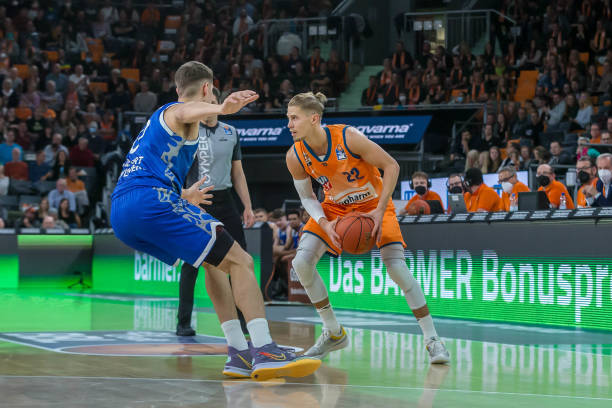 尽管风险高 尽管风险高