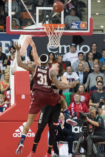 在激烈的A 在激烈的A