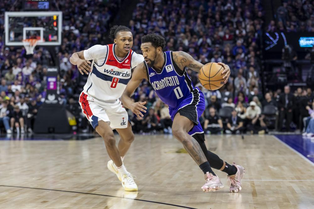 虽然脚踝扭 虽然脚踝扭