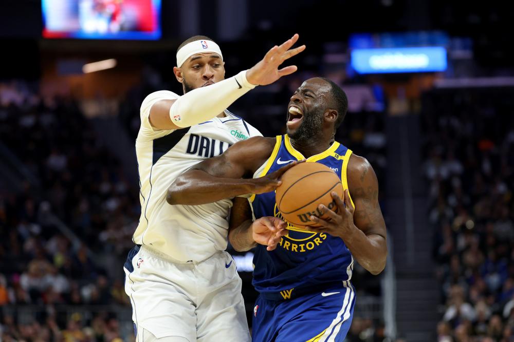 虽然脚踝扭 虽然脚踝扭